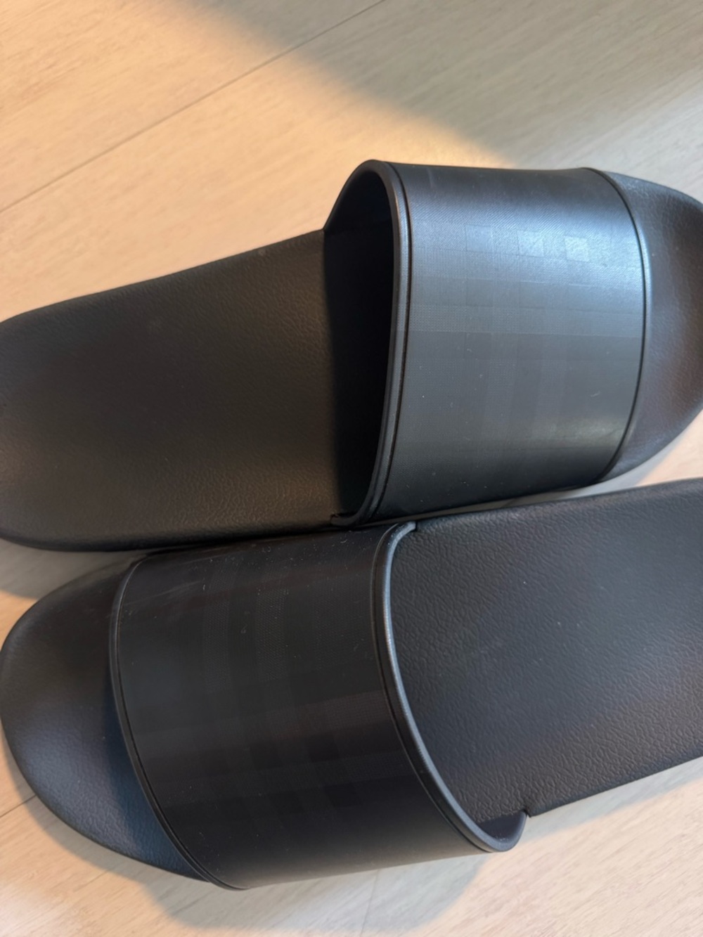 Burberry Black Leather Slide Sandals Men Size 9 - $320 RETAIL - Picture 8 of 11
